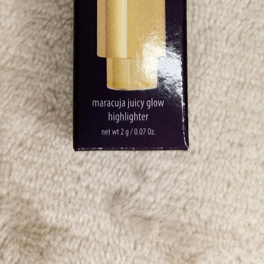 Tarte Champagne Glow Maracuja Juicy Highlighter Pen